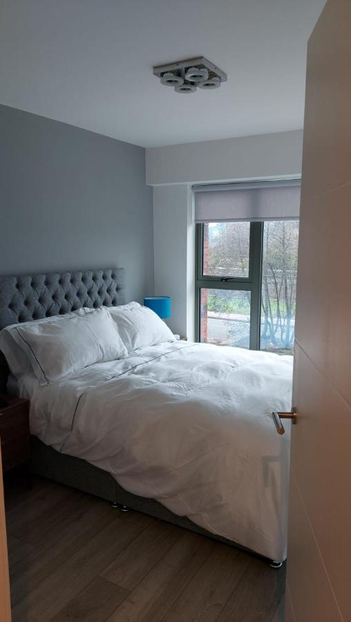Charming 1-Bed Villa In Liverpool Exterior foto